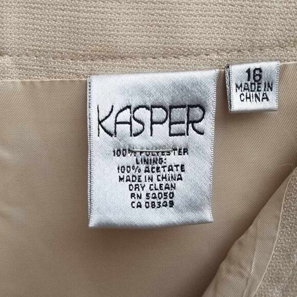 Kasper Tan Lightweight Ruffle Collar Pants Suit Size 16 - Picture 5 of 12